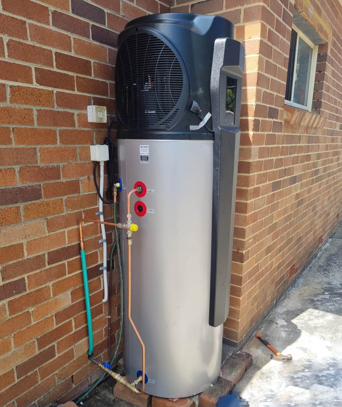 heat-pump-hot-water-prices-rebates-installation-costs